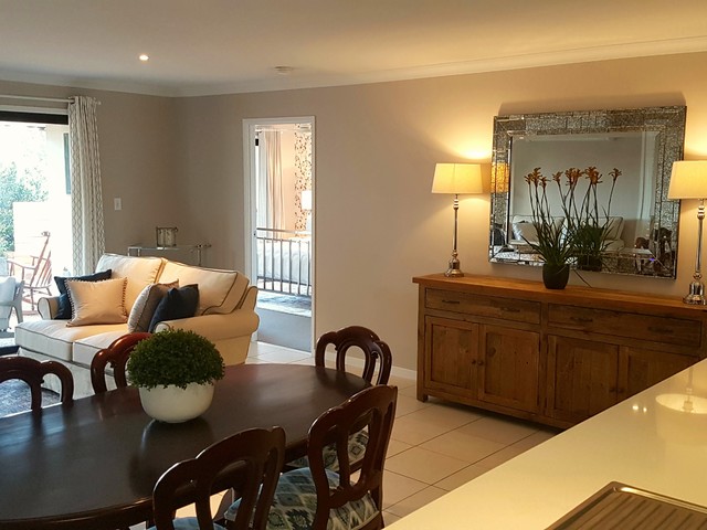Riverhills Interior Project nyklassisk-dagligstue
