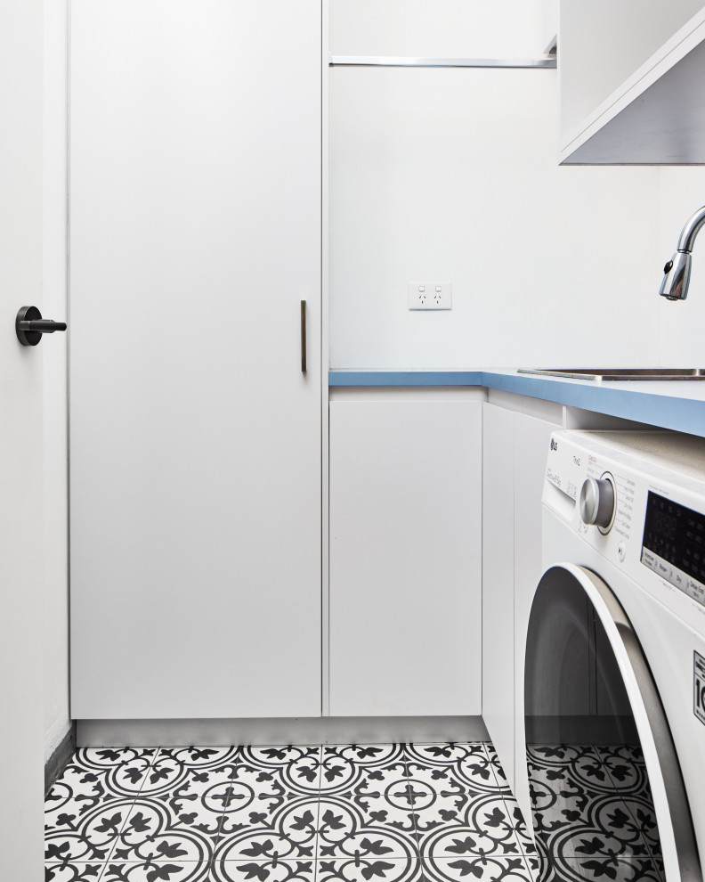 Rozelle Canvas House