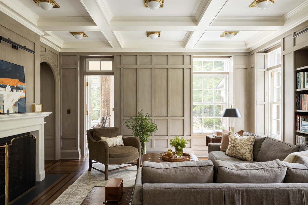 Inspiration for a traditional family room in New York.