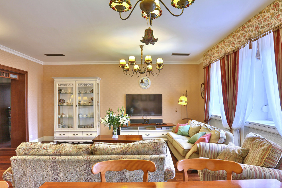 Трехкомнатная квартира на Петергофском