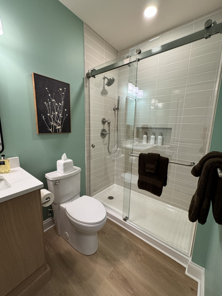 Modern Basement Bathroom with Rift-Cut Oak Vanity