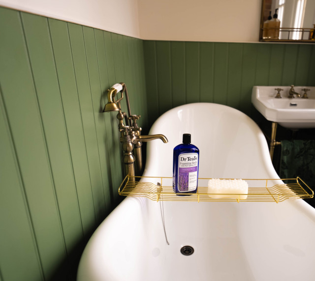 Princess Park Manor Victorian Bathroom London by Oakley Homes