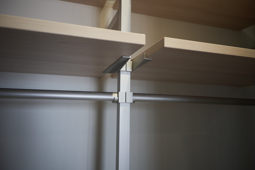 Гардеробная система UNO в интерьере квартиры на Каширской