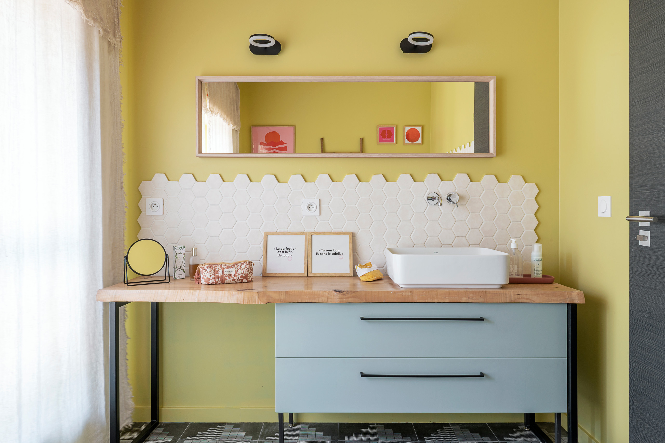 UNE MAISON DANS LA NATURE