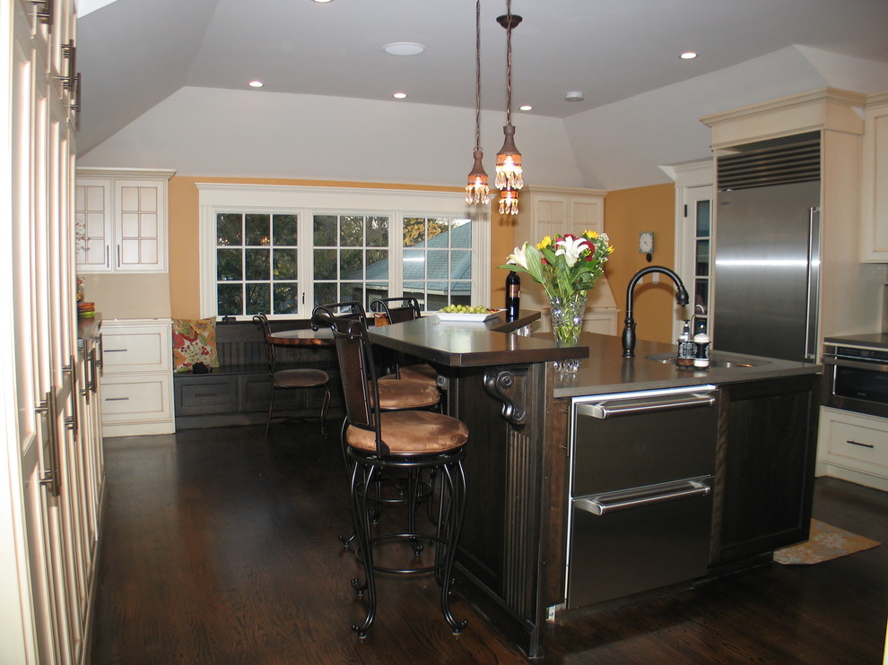 Transitional kitchen photo in Boston