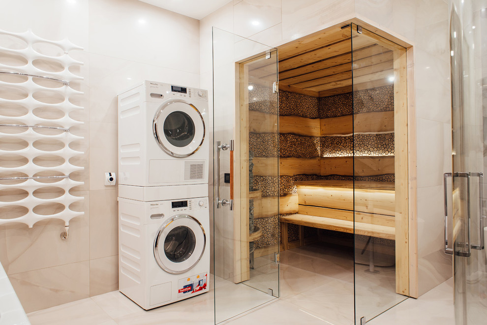 Стеклянное ограждение для сауны.