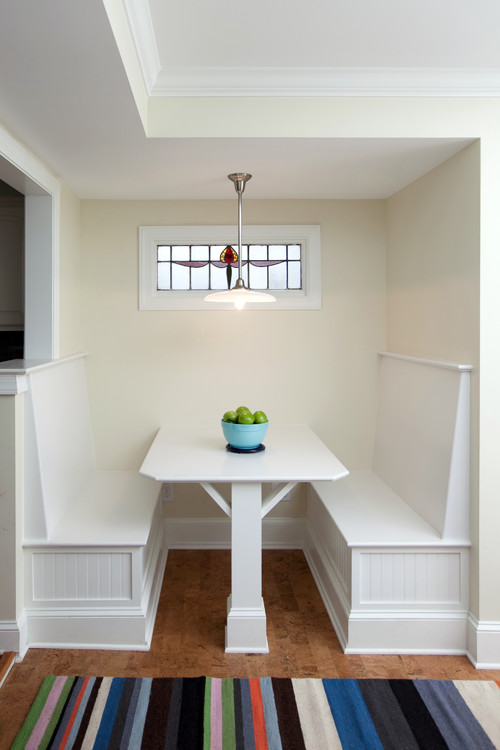 built in dining bench in atlanta-area kitchen