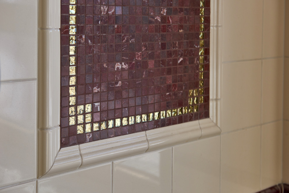 Интерьер частного дома. Ванная младшего сына