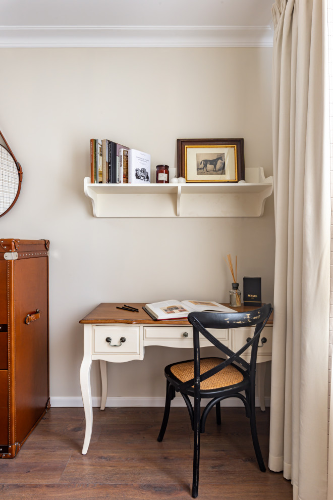 Спальня в тёплых тонах