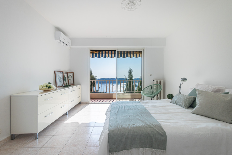 Mise en scène pour la vente, allée des marguerites, Villefranche sur mer