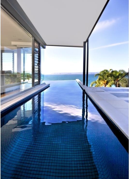 This is an example of a contemporary pool in Sydney.