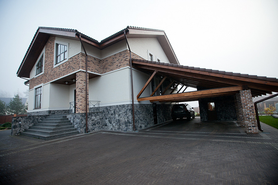 Дом в Ильичево