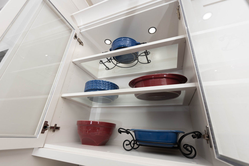 Kitchen - kitchen idea in Phoenix