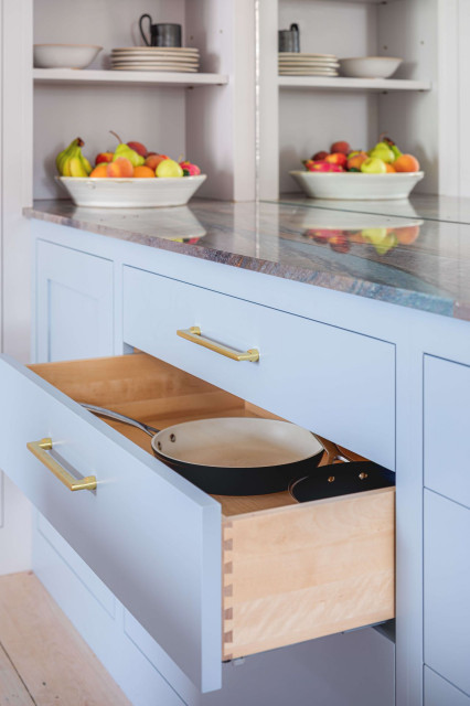 Handleless Shaker Kitchen contemporary-kitchen