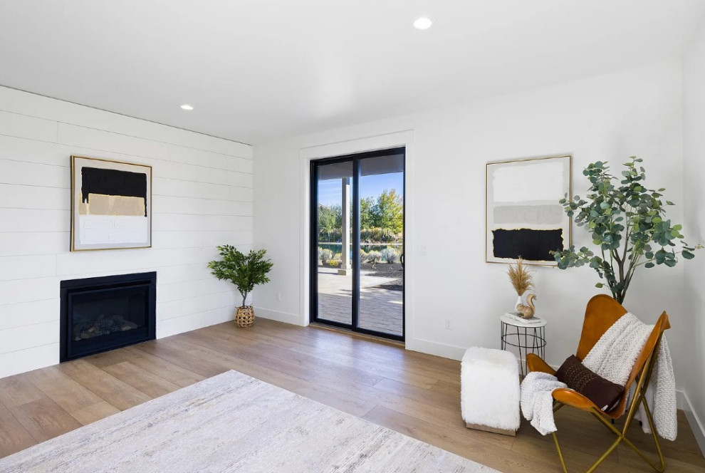 Bearing Dr New Construction Staging - Juniper Reserve (Pronghorn)