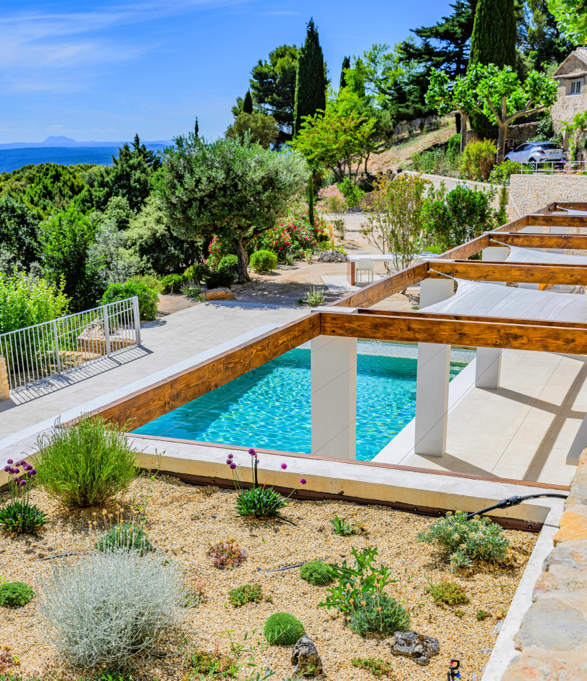 Tourtour - un  jardin dans le ciel