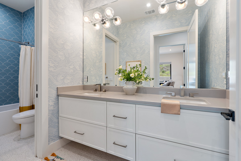 Inspiration for a transitional bathroom remodel in Austin