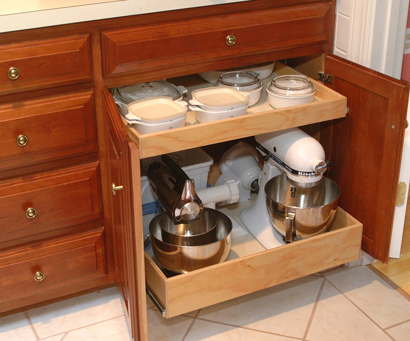 Elegant kitchen photo in Boston
