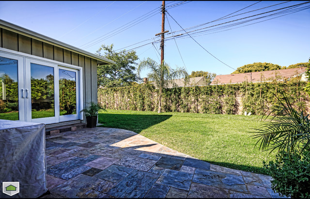 Los Altos Complete Home Renovation klassisk-hus-og-facade