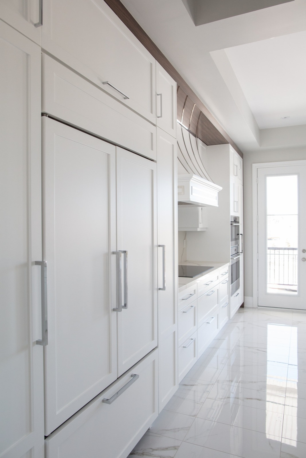 Кухня МДФ белая эмаль Сочи