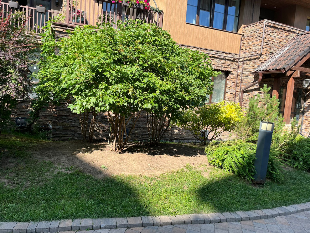 Обрезка растений ЖК Сказка