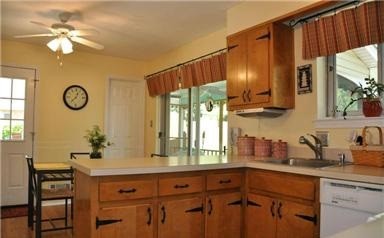 Kitchen - kitchen idea in DC Metro