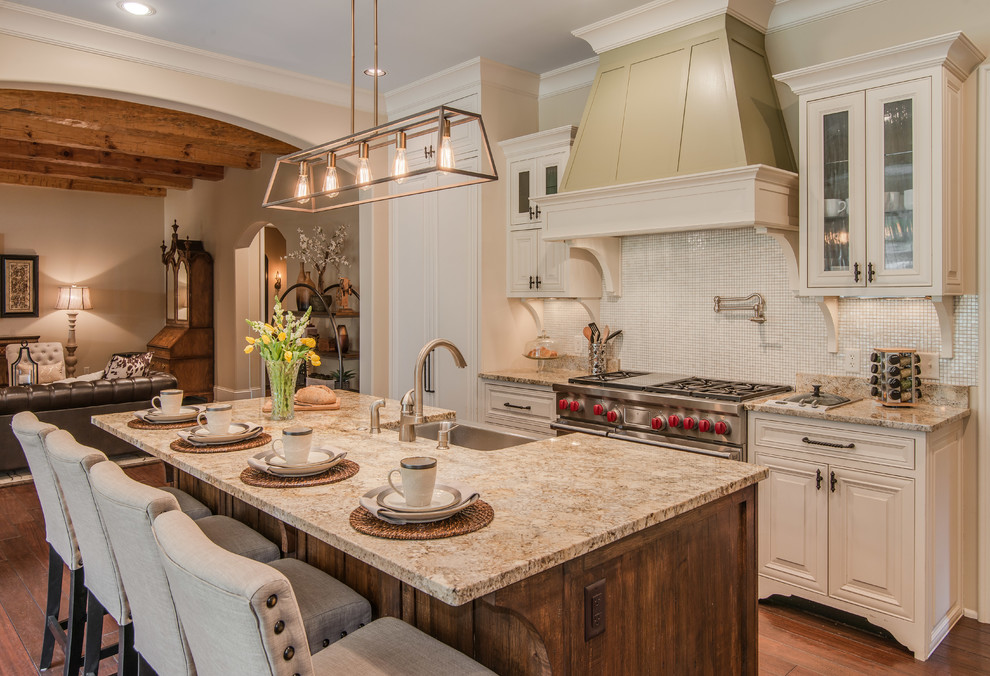 This is an example of a mediterranean kitchen in Nashville.