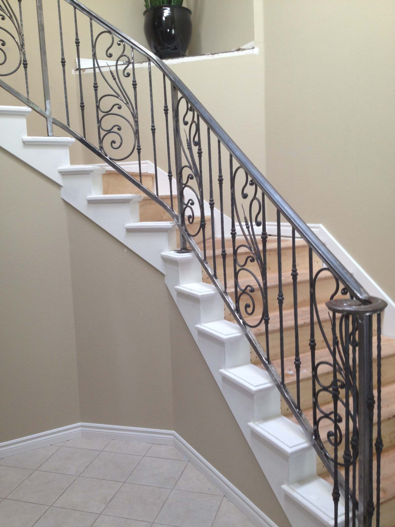 New custom Iron stair railing