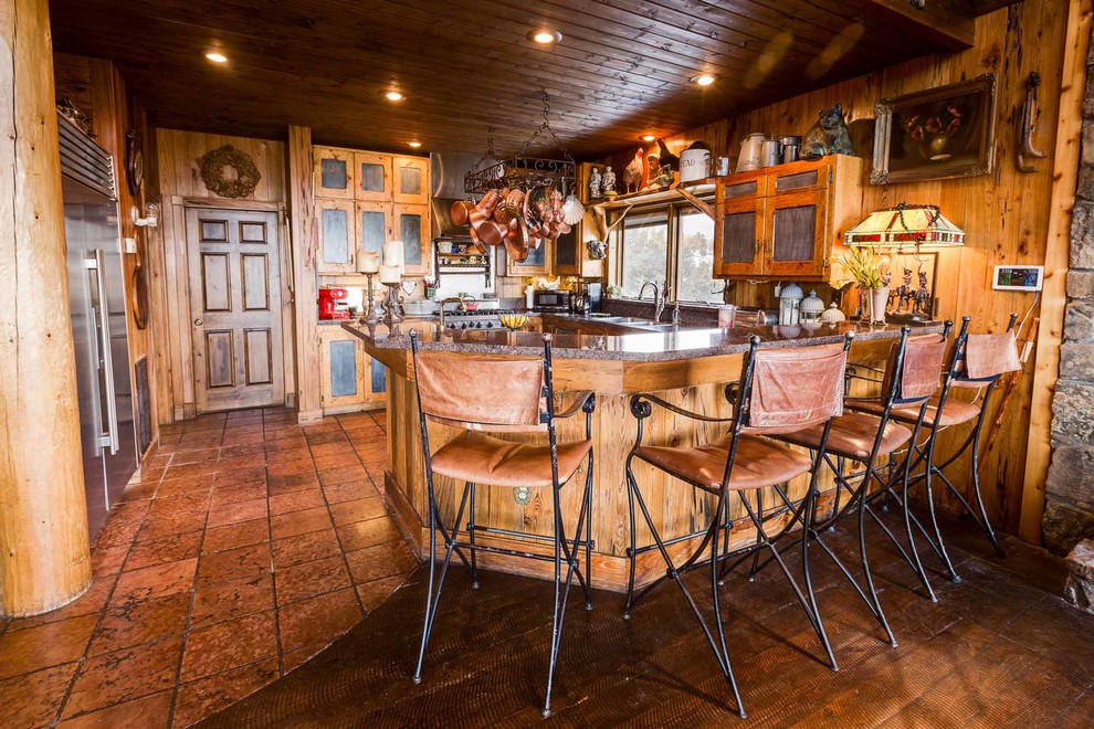 Kitchen - rustic kitchen idea