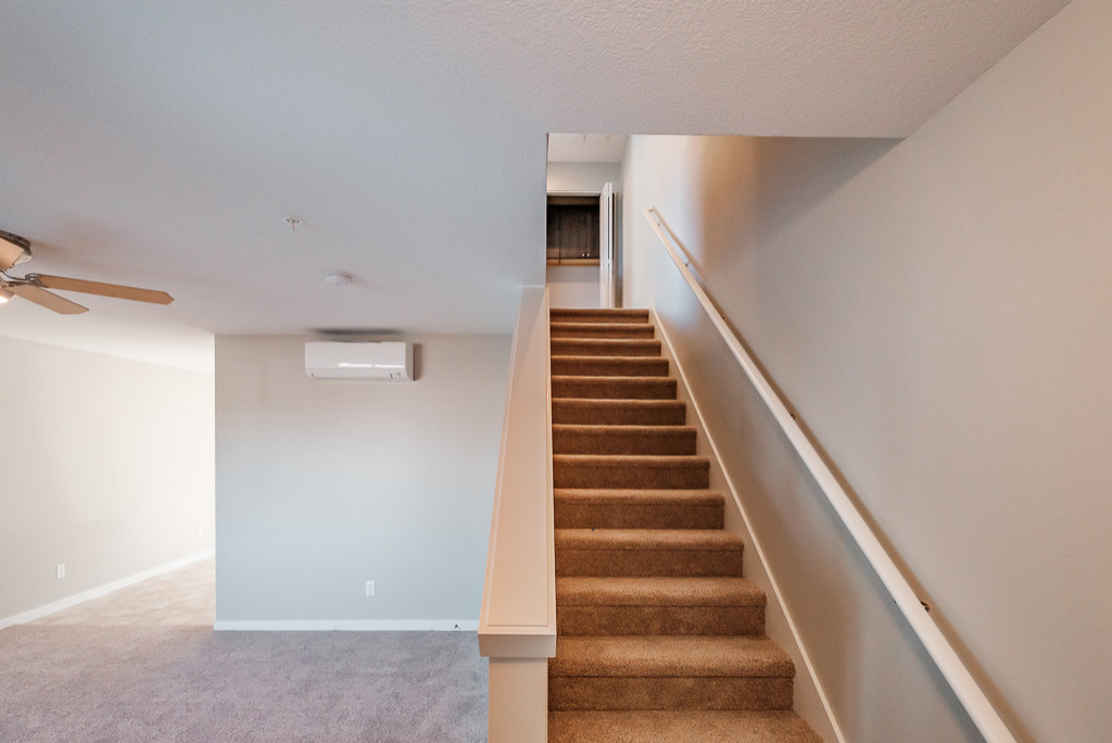 Plymouth Hills Apartments