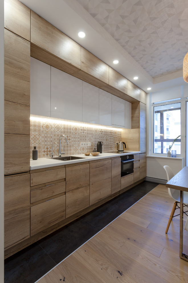 Inspiration for a contemporary kitchen in Saint Petersburg.