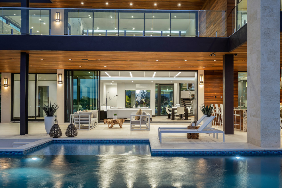 Luxury Staging | Waterfront | Fort Lauderdale, FL - Modern - Pool ...