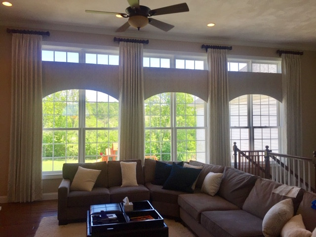 Transitional home design photo in Seattle