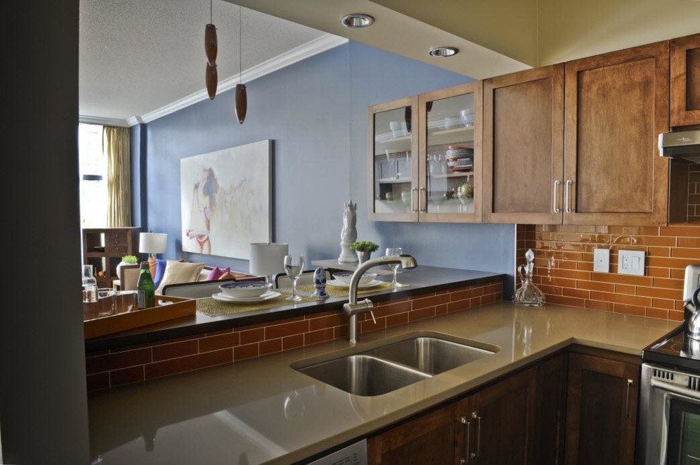 This is an example of an eclectic kitchen in Vancouver.