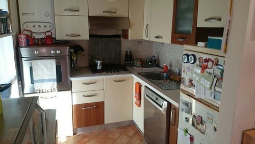 Ridipingere la cucina consigli colore Tavolo da muro colore scuro