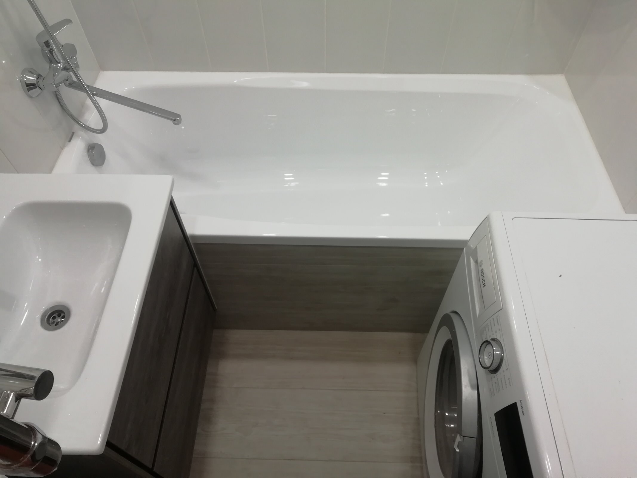 Экран под ванну, организация в компактном пространстве