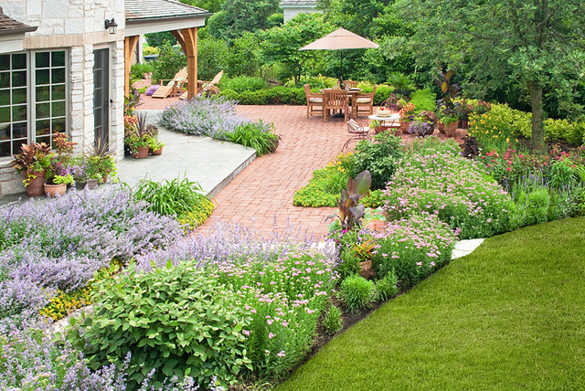 French Country Garden - Traditional - Landscape - Chicago ...