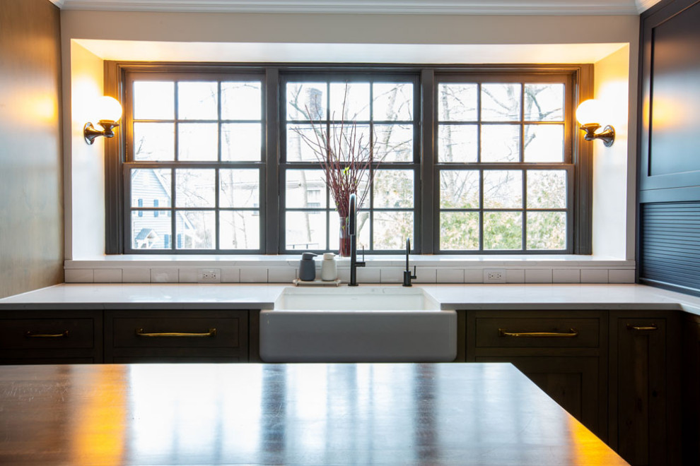 Transitional kitchen photo in New York