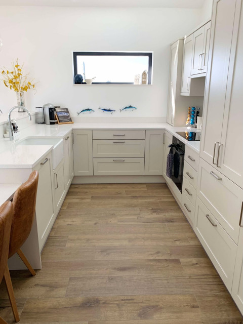 Aldana Kitchen in Shell by Hanna Bros modern-kitchen