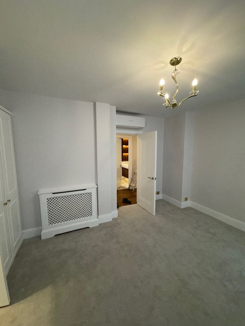 Full refurbishment works of high-end flat (x5 Bedrooms)at high street kensignton