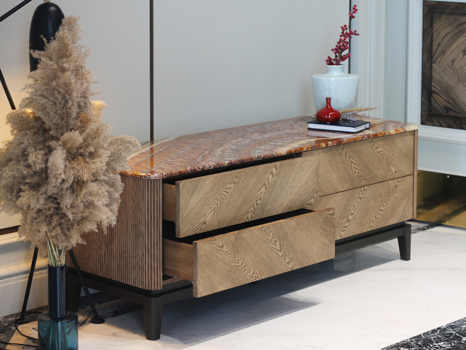 Тв-тумба Briotti