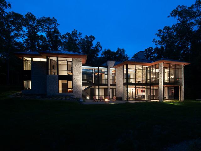 commerce 2 contemporary-fasad