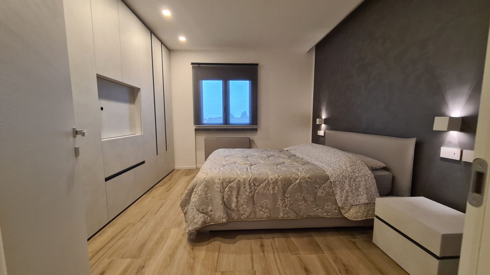 Modern bedroom in Other.