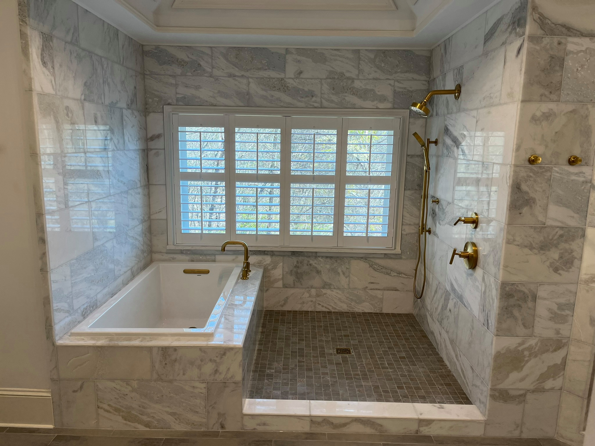 Country Club of the South Master Bathroom and Steam Room
