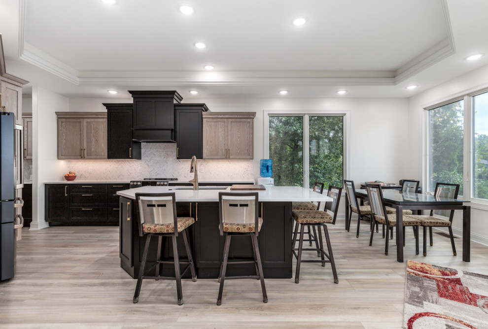 A Kitchen Blending Natural Wood and Bold Black Accents