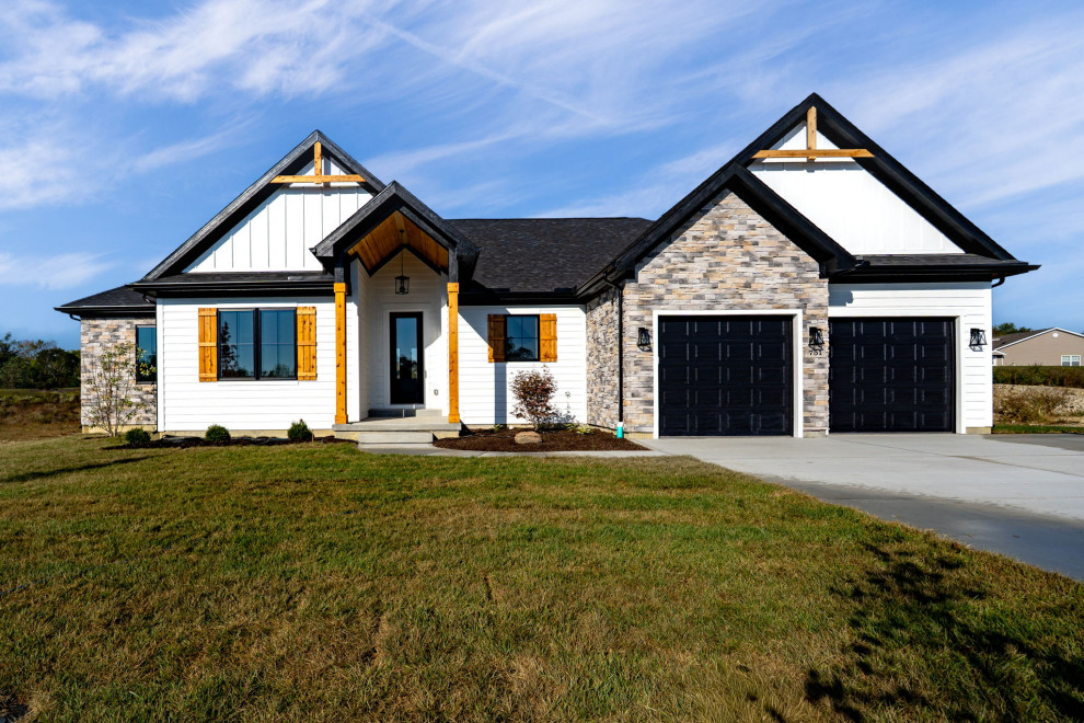 Amazing 2357 + over 900 sqft in basement home in Lebanon Ohio