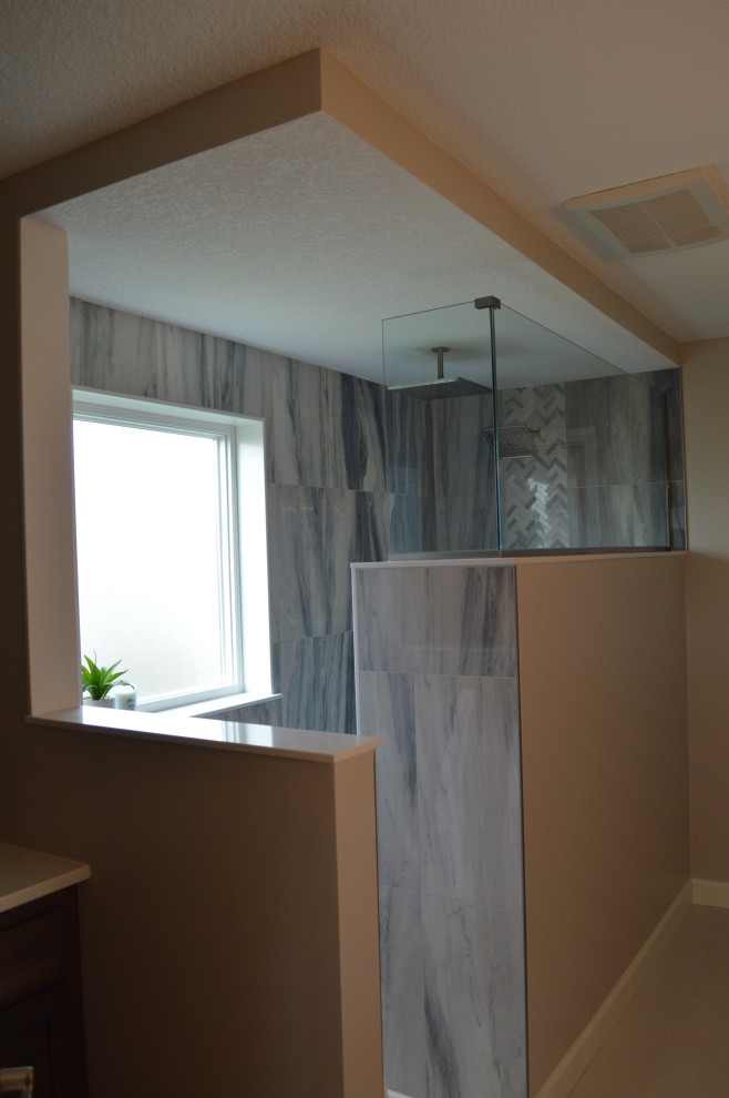 Gleason Farms Owner's Bath with Walk-in Shower