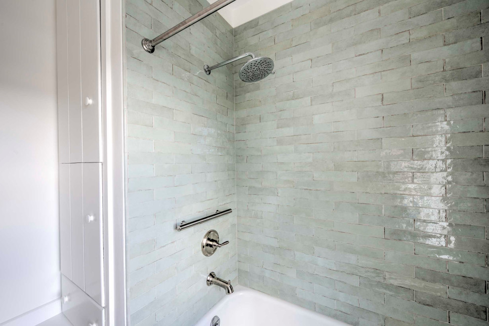 Fresh and Fabulous: Elevating a Bathroom