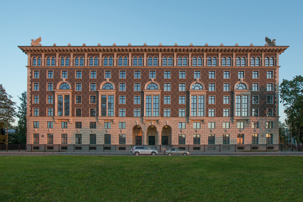 Кирпичное строительство для компании Ладный Дом