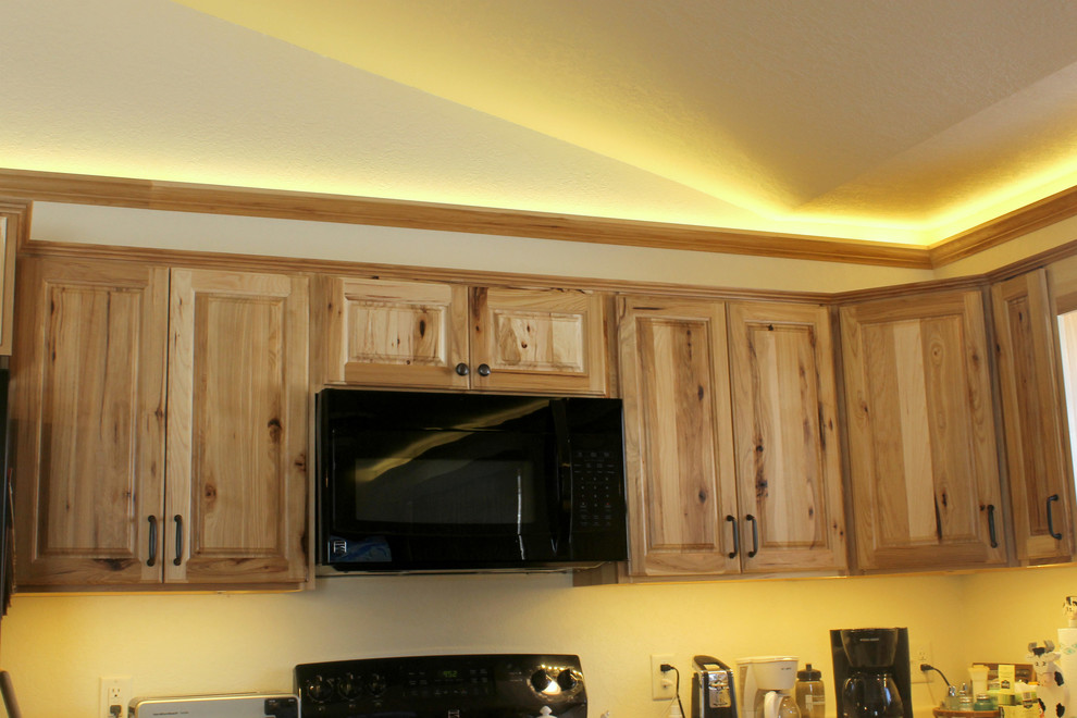 Inspiration for a transitional kitchen remodel in Minneapolis